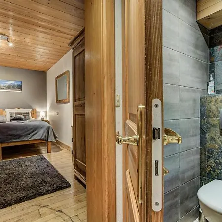 Holliday With 9 Bedrooms, Jacuzzi And Sauna Chamonix